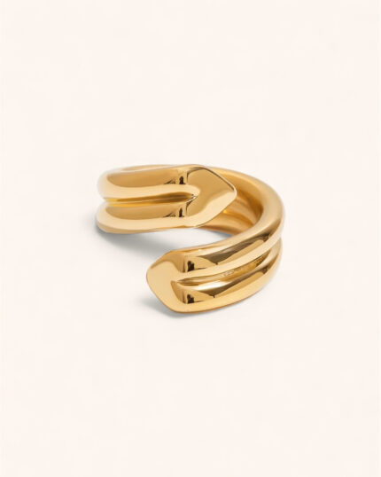 LOVE CURVE RING